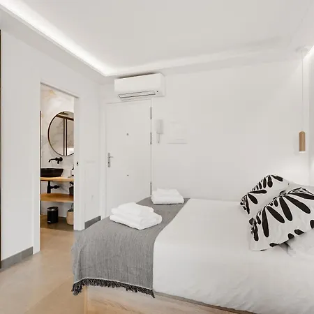 Manuela's Whim * Málaga